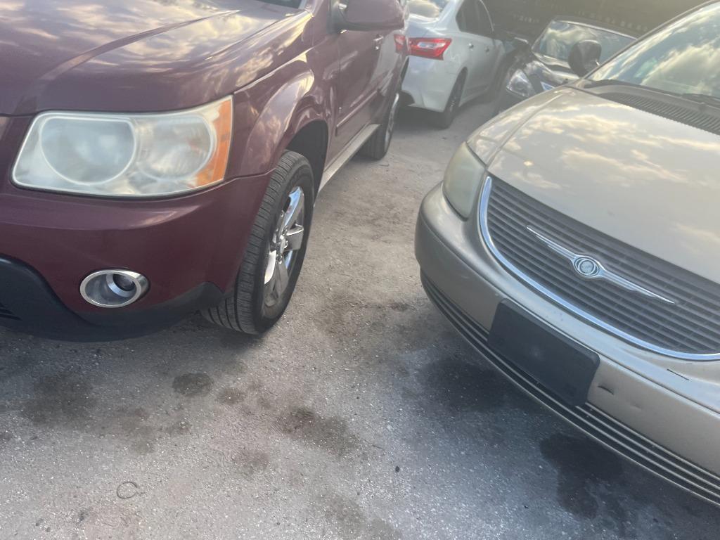2009 Pontiac Torrent - $2,250