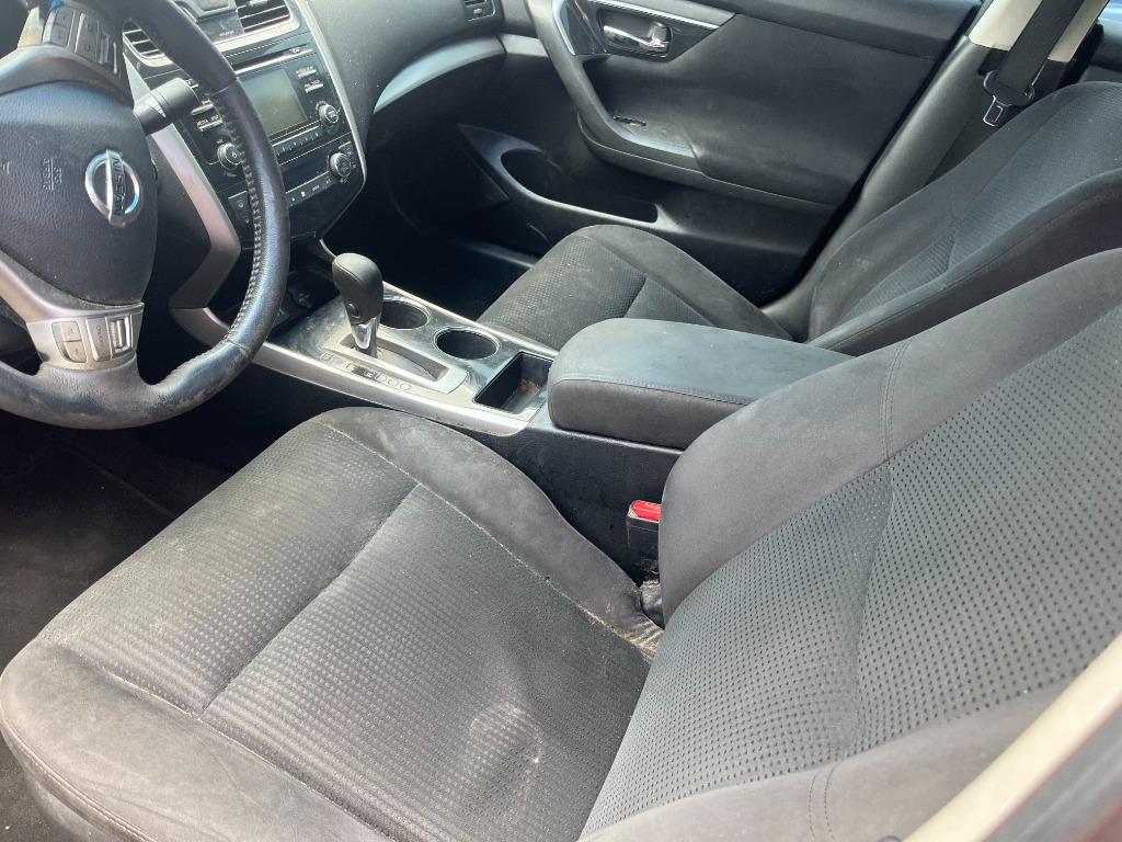 2014 Nissan Altima - $1,950