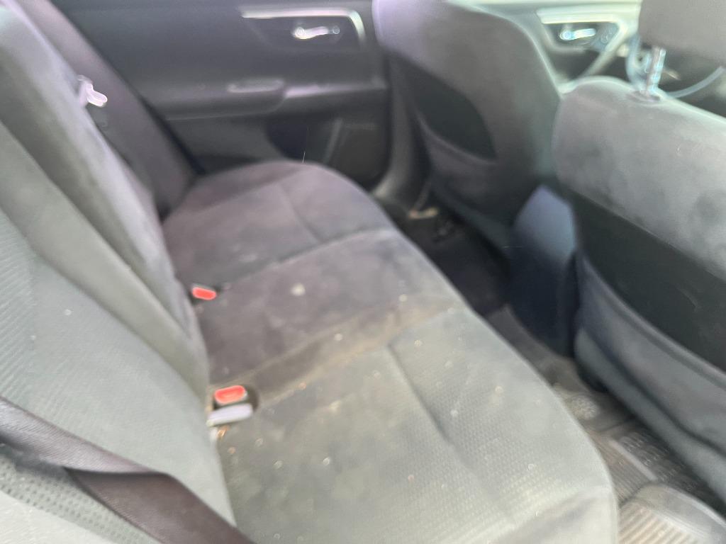 2014 Nissan Altima - $1,950