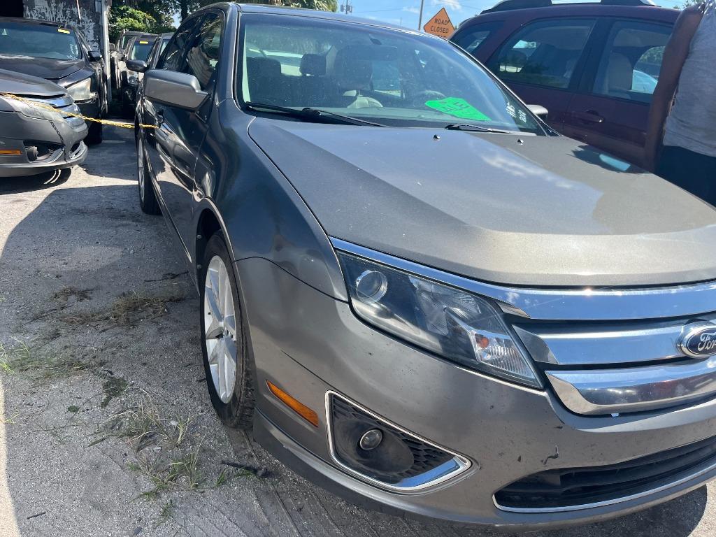 2012 Ford Fusion - $2,650