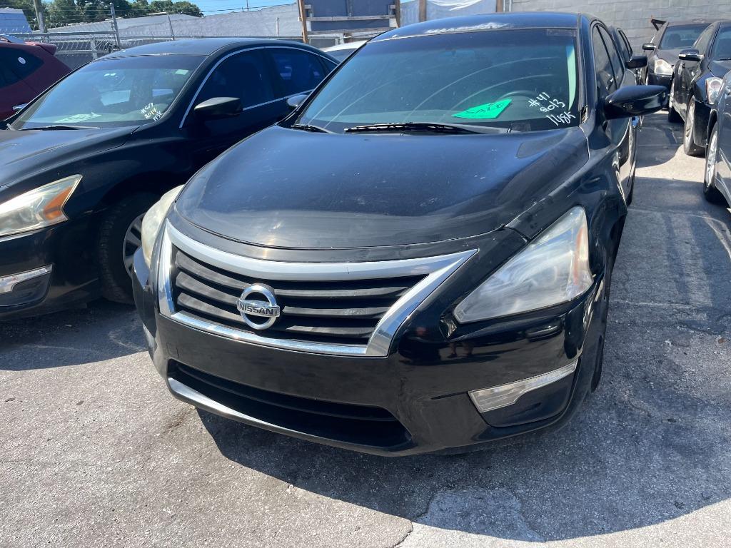 2013 Nissan Altima - $2,950