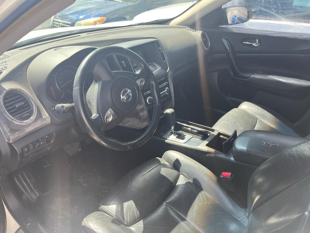 2010 Nissan Maxima - $2,450