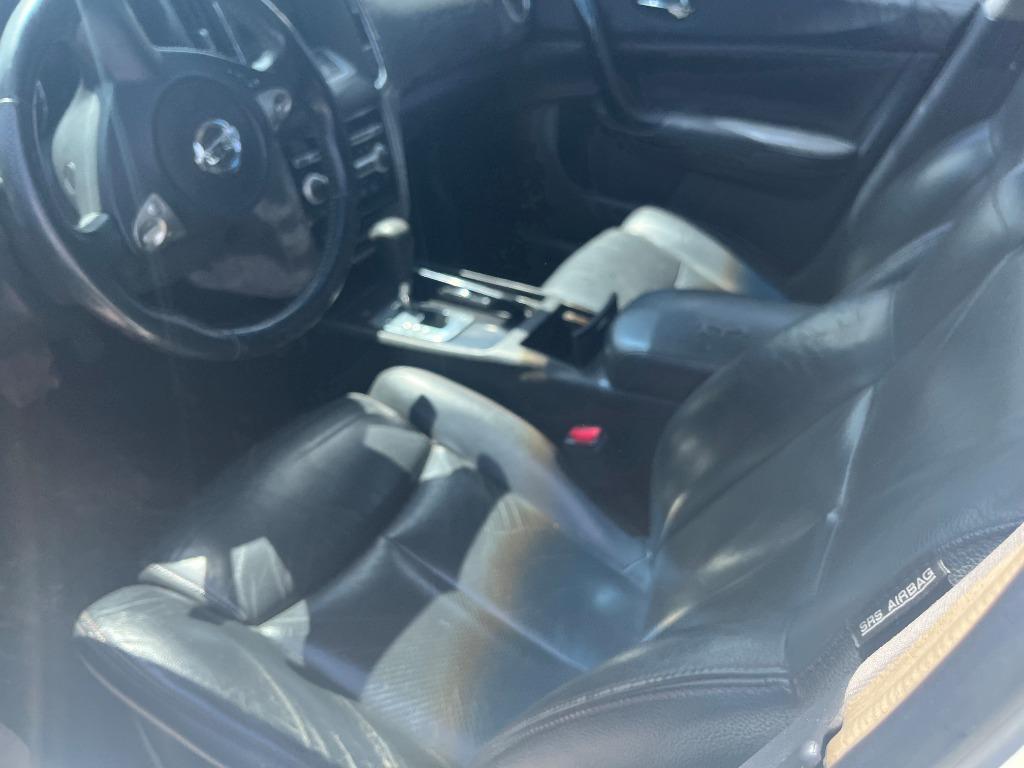 2010 Nissan Maxima - $2,450