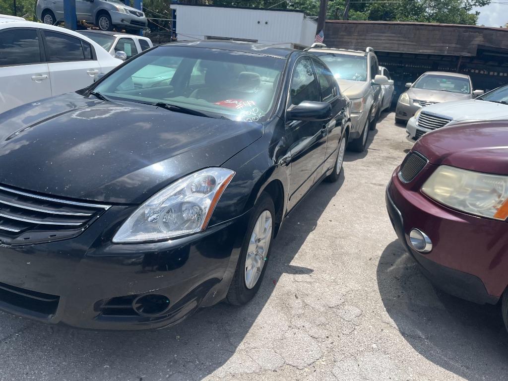 2010 Nissan Altima - $2,250