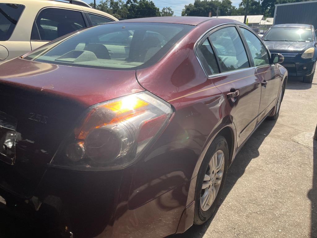 2012 Nissan Altima - $1,750
