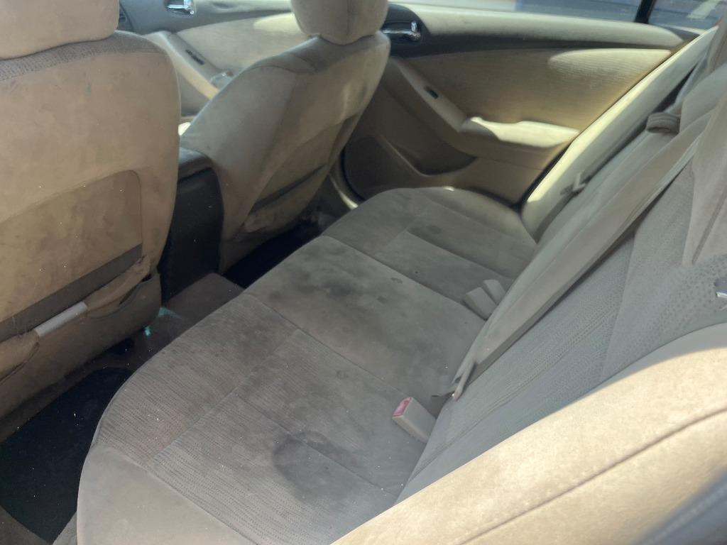 2012 Nissan Altima - $1,750
