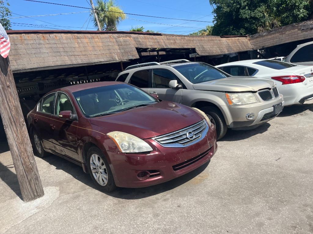 2012 Nissan Altima - $1,750