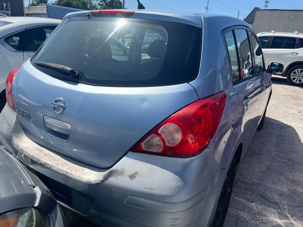 2011 Nissan Versa - $1,450