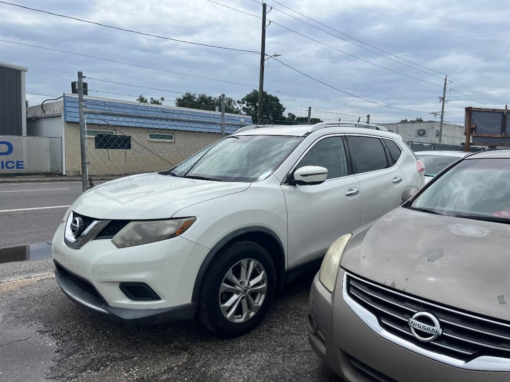 2016 Nissan Rogue - $4,750