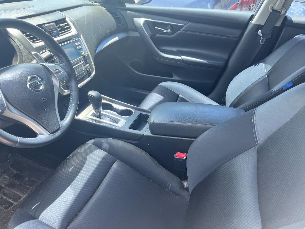 2017 Nissan Altima - $4,450