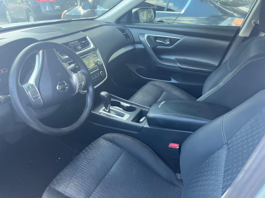 2016 Nissan Altima - $3,850