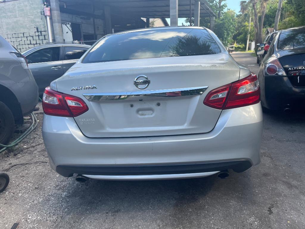 2016 Nissan Altima - $3,850