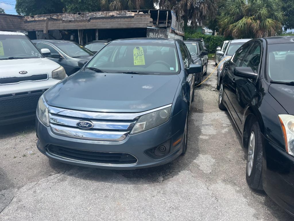 2012 Ford Fusion - $1,950
