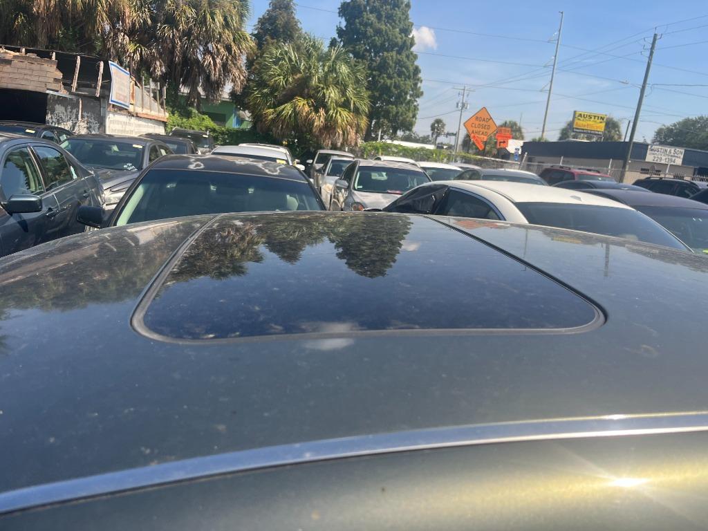2013 INFINITI M - $3,950