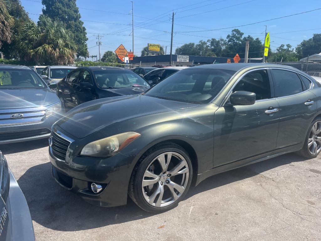 2013 INFINITI M - $3,950