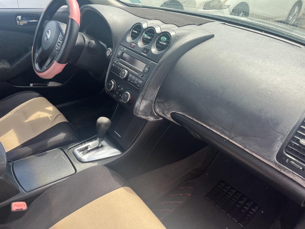 2011 Nissan Altima - $1,850