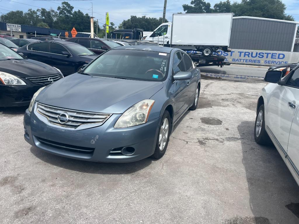 2011 Nissan Altima - $1,850