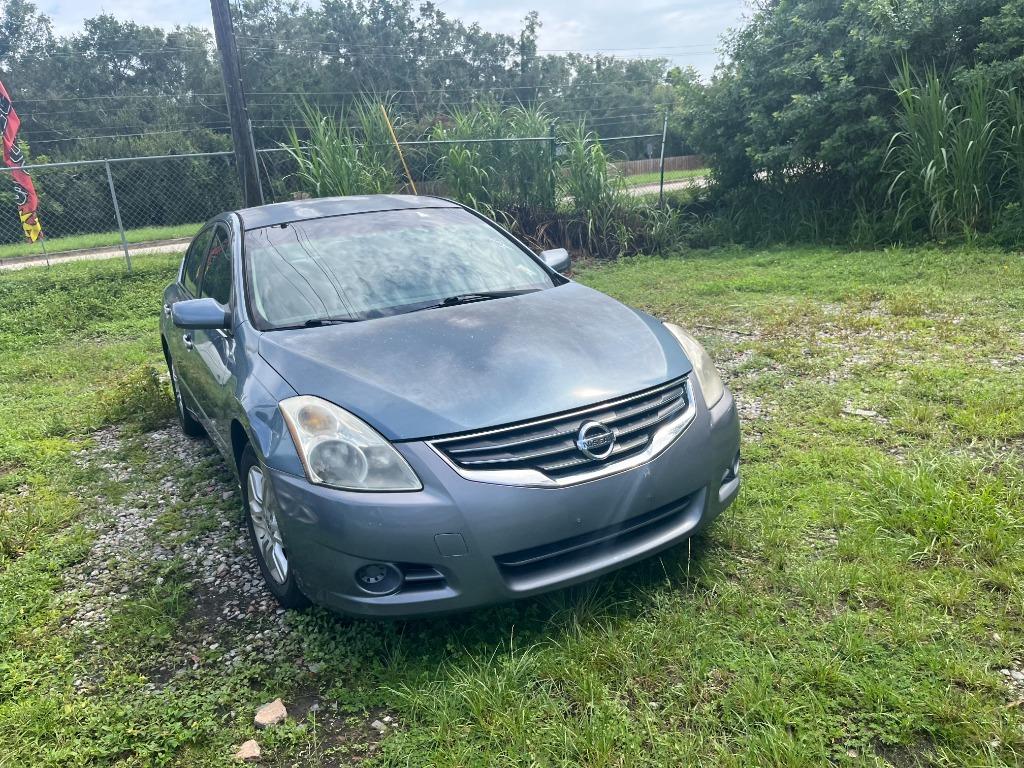 2010 Nissan Altima - $2,450