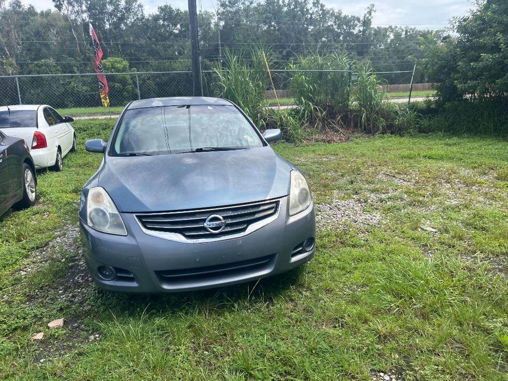 2010 Nissan Altima - $2,450