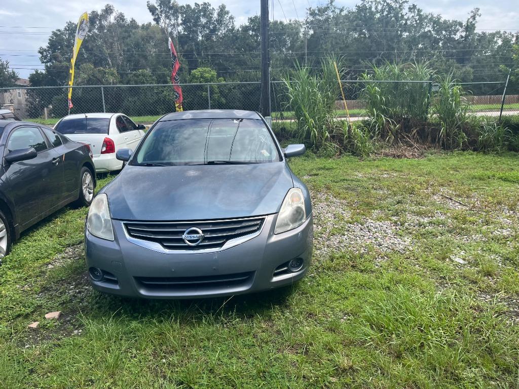 2010 Nissan Altima - $2,450