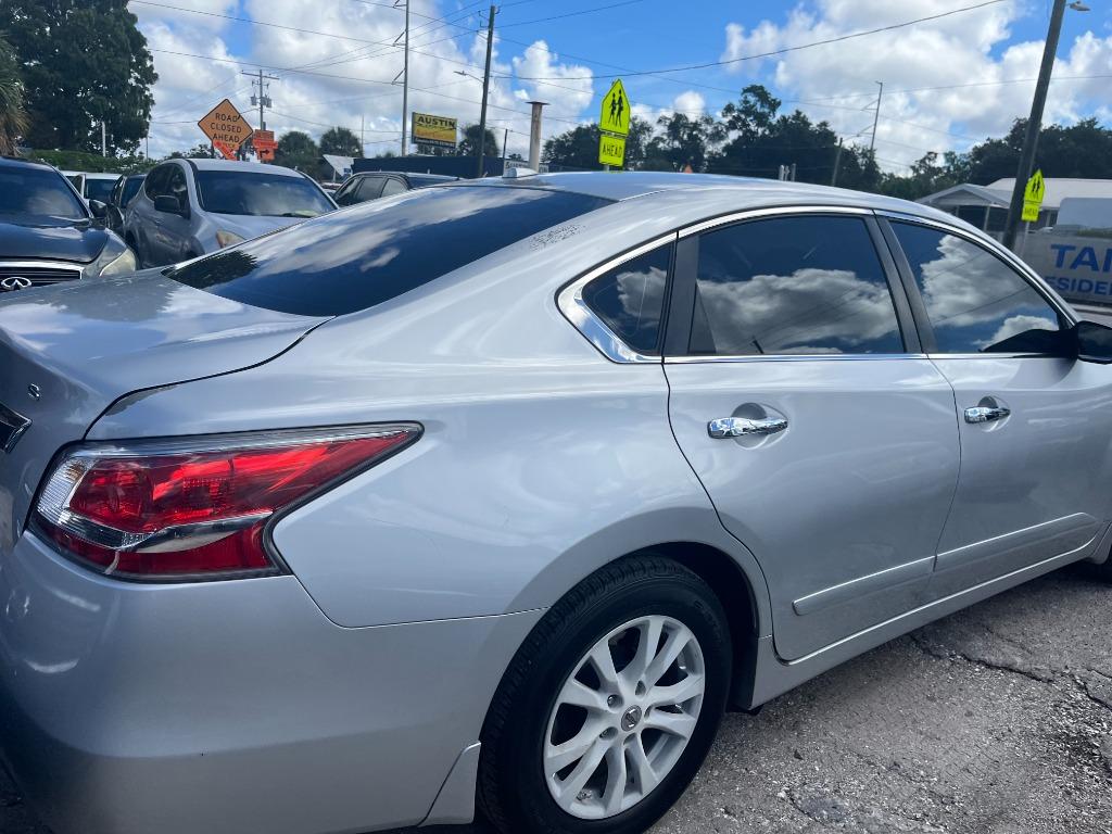 2015 Nissan Altima - $3,450