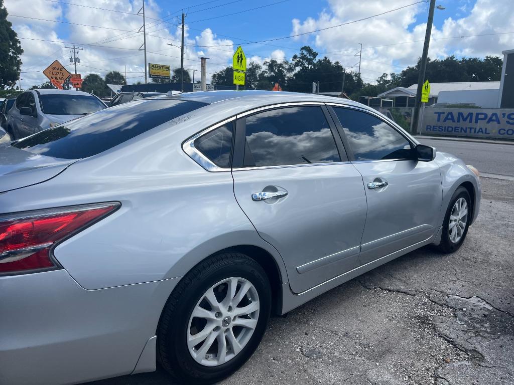 2015 Nissan Altima - $3,450