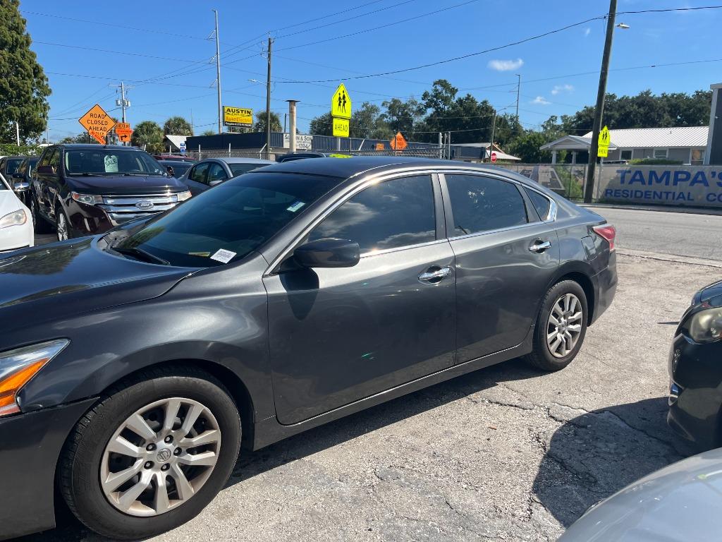 2013 Nissan Altima - $2,650