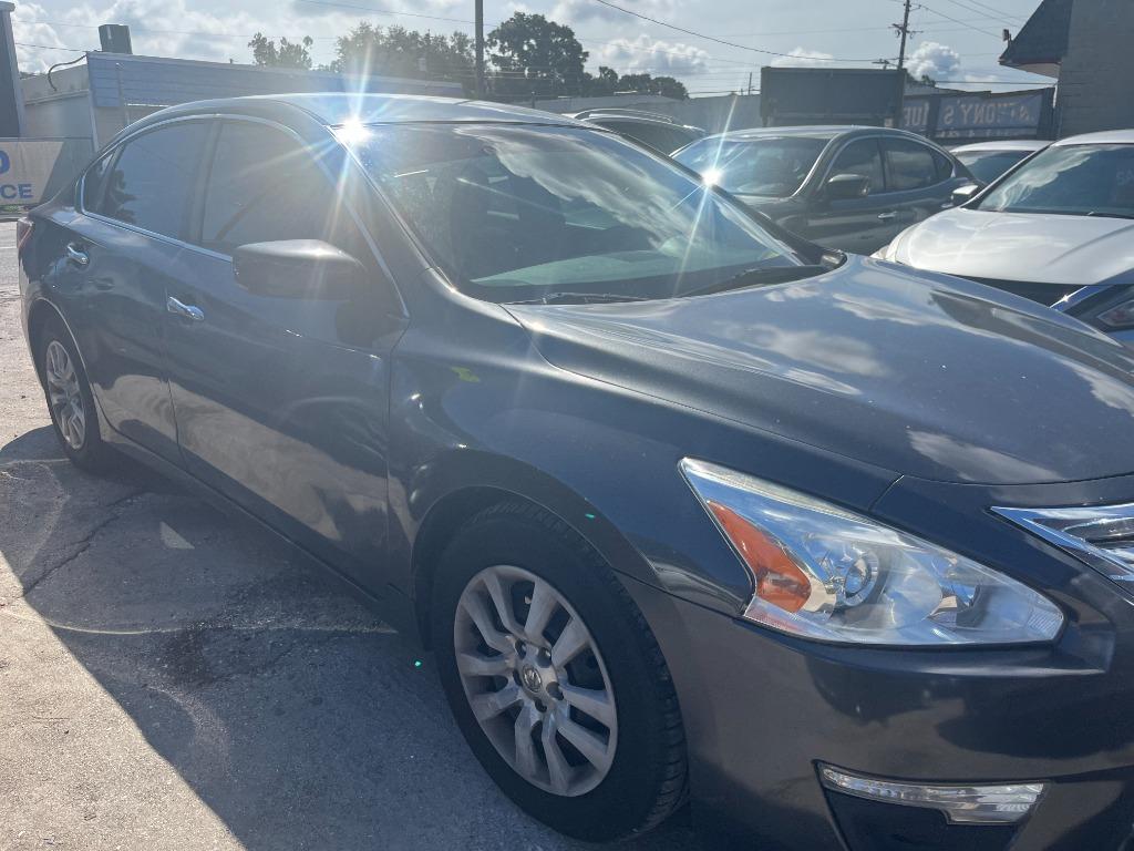 2013 Nissan Altima - $2,650