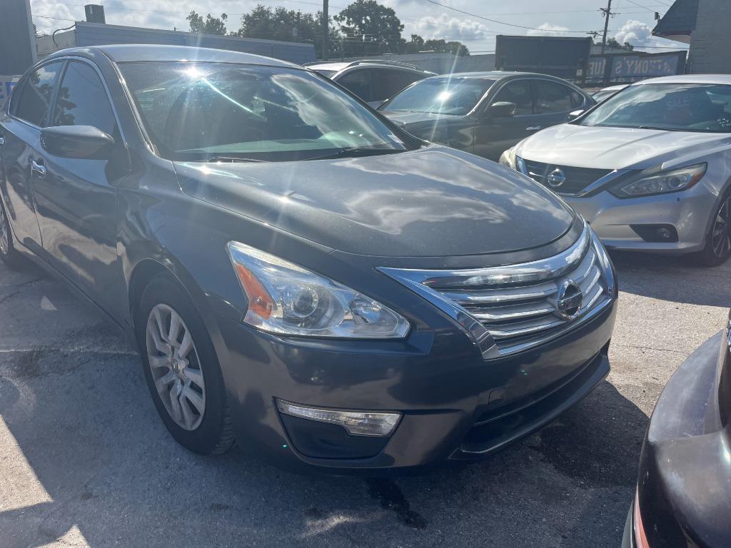 2013 Nissan Altima - $2,650