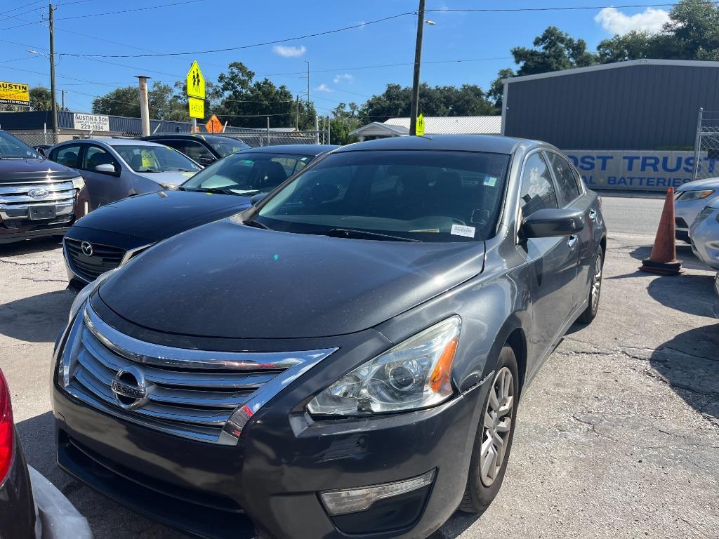 2013 Nissan Altima - $2,650