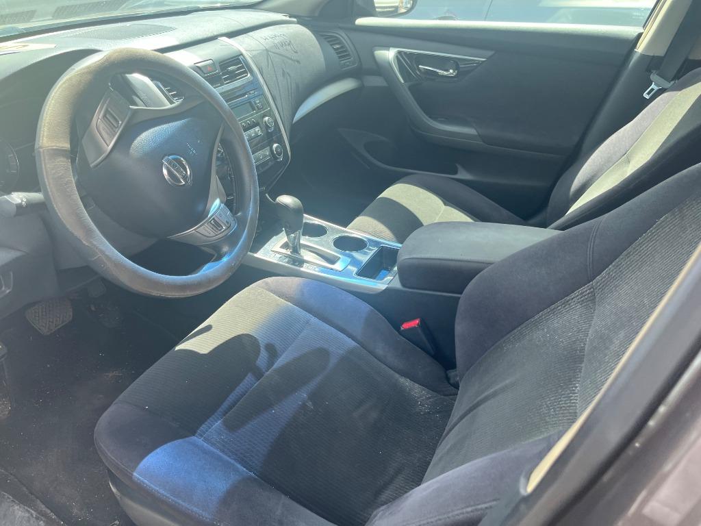2013 Nissan Altima - $1,950