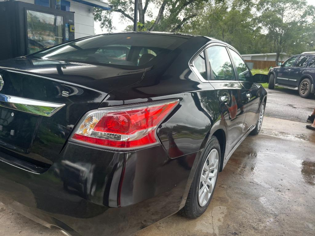 2015 Nissan Altima - $3,250