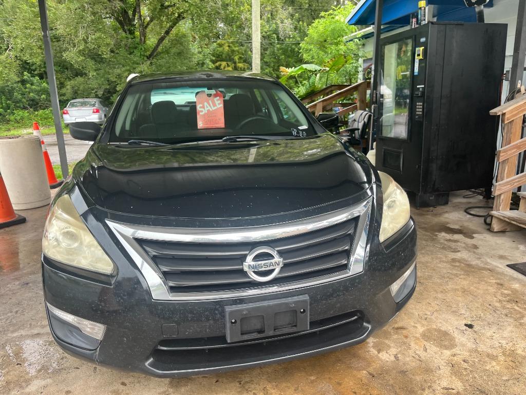 2015 Nissan Altima - $3,250