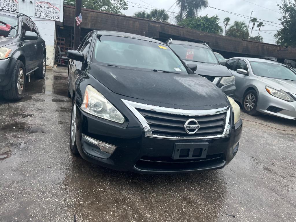 2014 Nissan Altima - $2,650