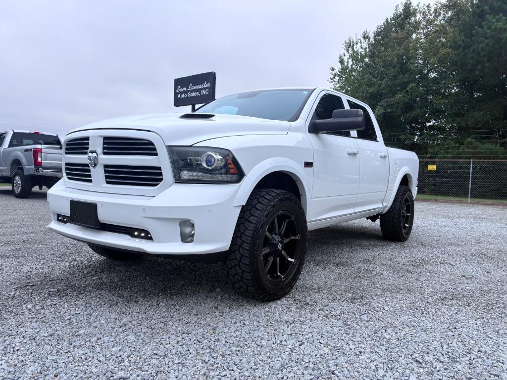 2016 Ram 1500 - $21,999