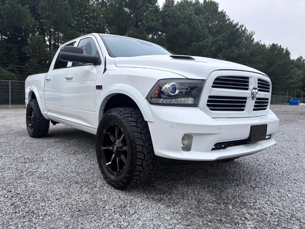 2016 Ram 1500 - $21,999