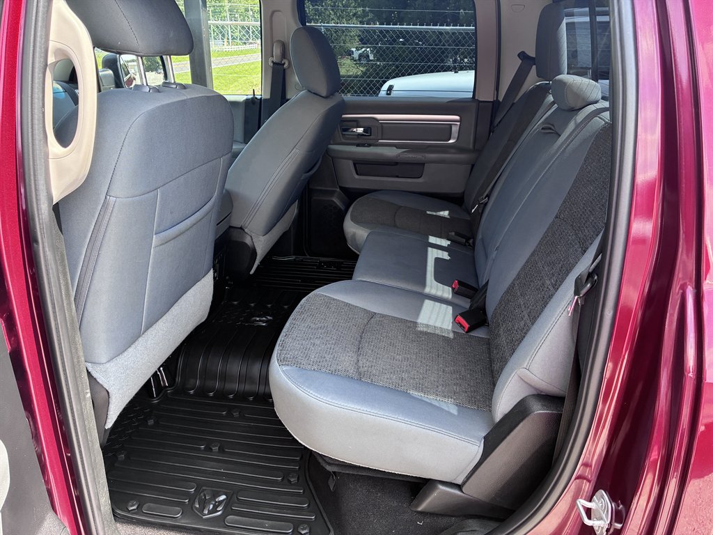 2018 Ram 1500 - $18,999
