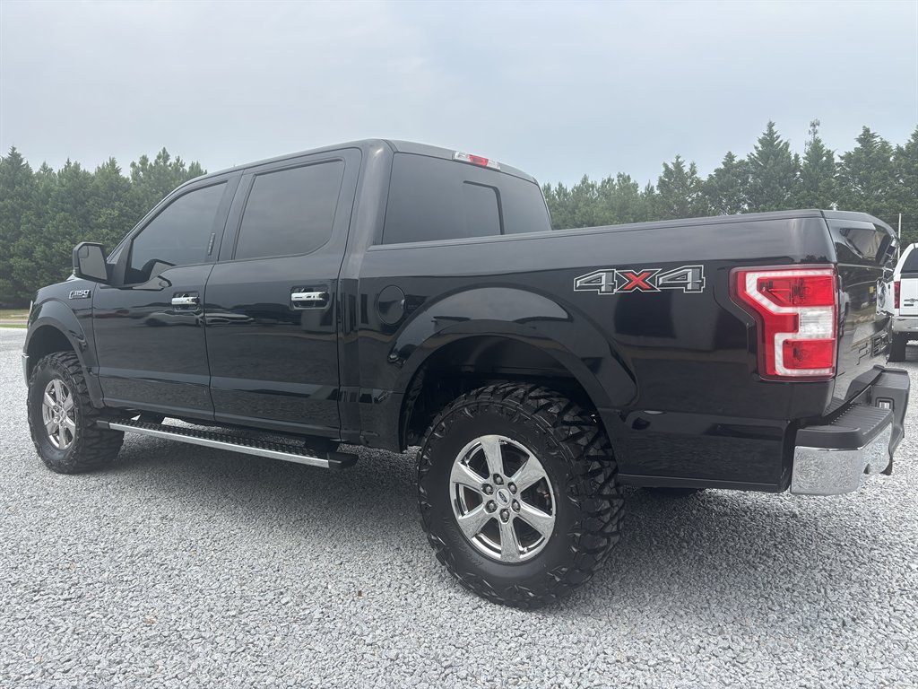2018 Ford F150 - $19,999