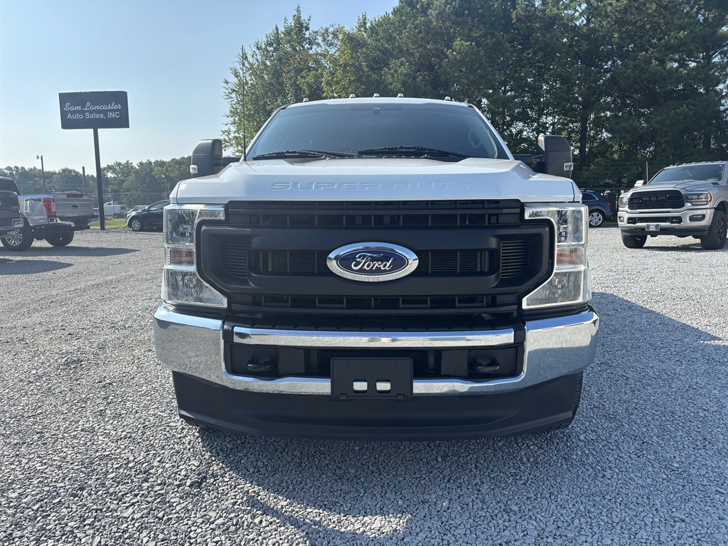2022 Ford F-350 - $35,999