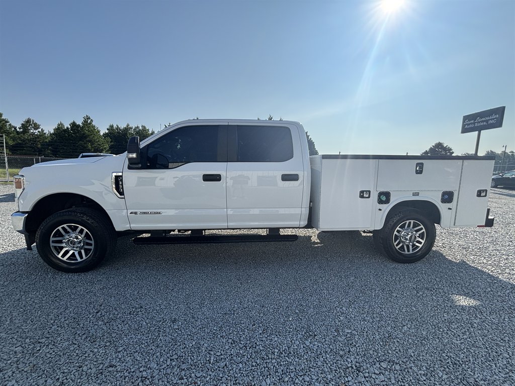 2022 Ford F-350 - $35,999