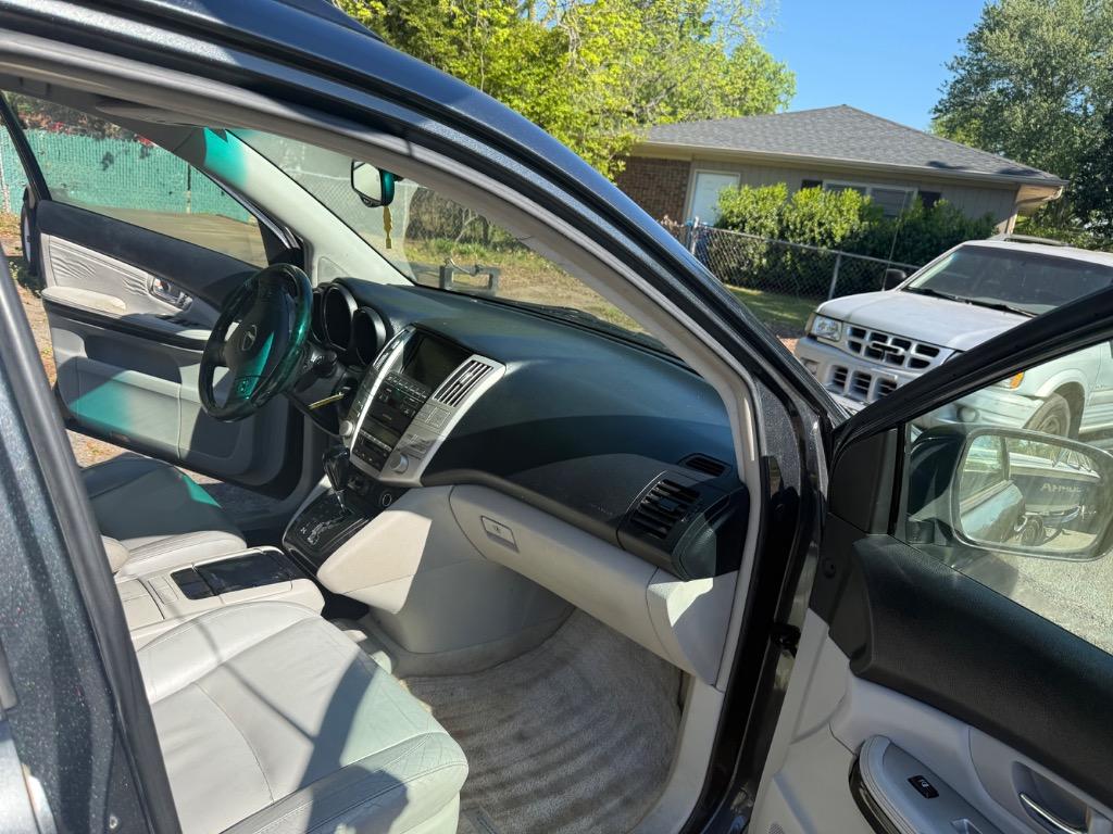 2005 Lexus RX - $10,995