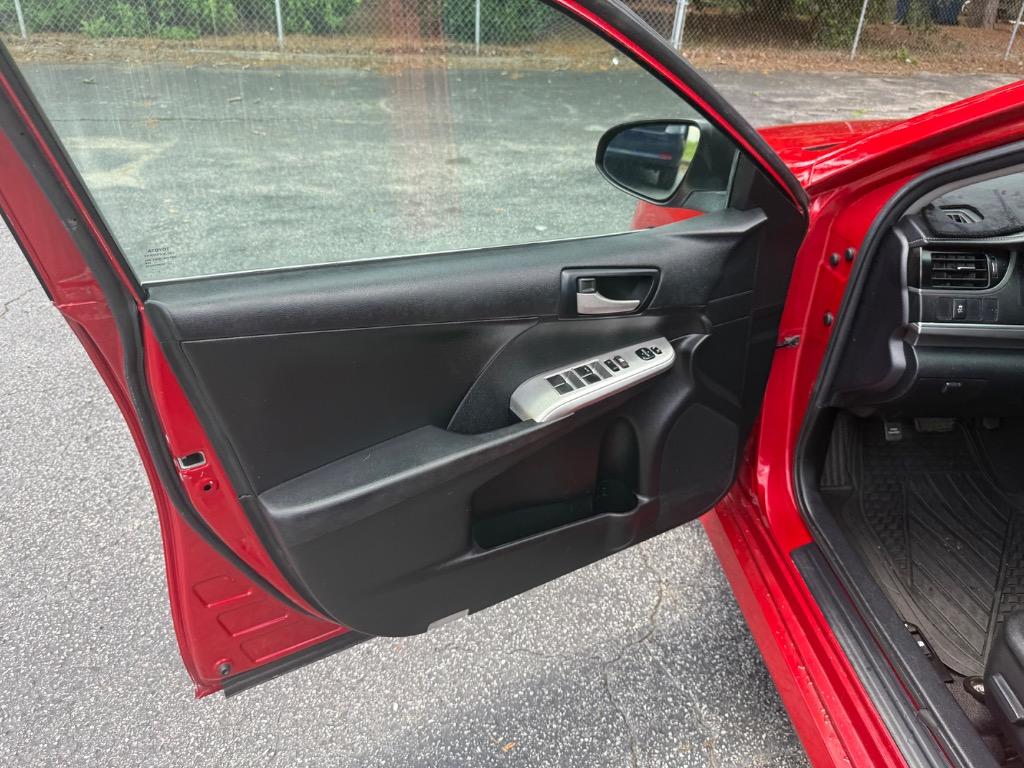 2014 Toyota Camry - $15,000