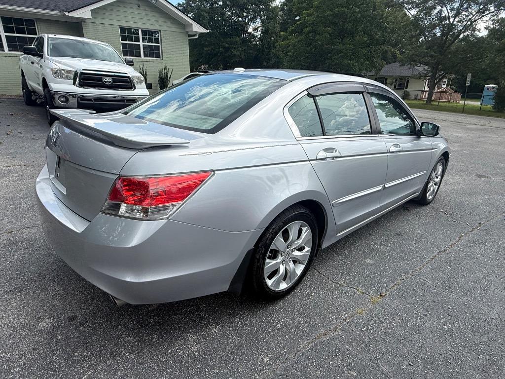 2010 Honda Accord - $11,000