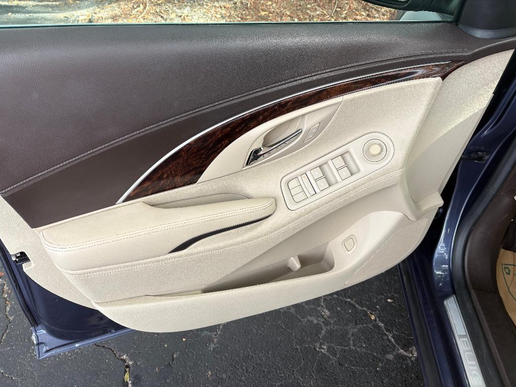 2014 Buick LaCrosse - $12,900