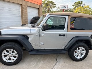 2018 Jeep All-New Wrangler Sport photo