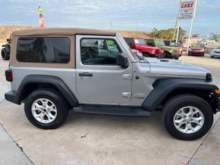 2018 Jeep All-New Wrangler Sport photo