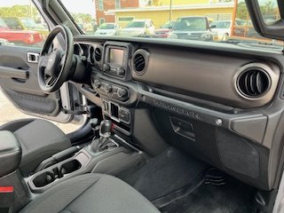 2018 Jeep All-New Wrangler Sport photo