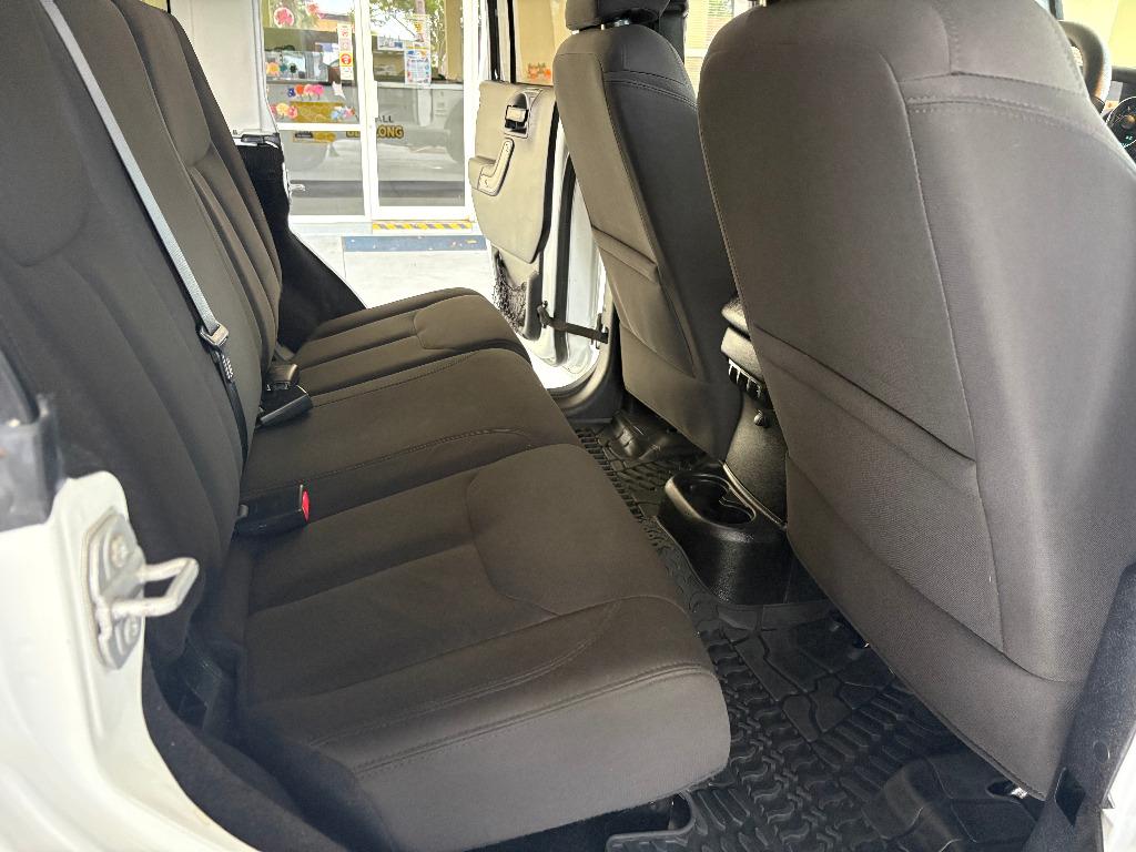 2016 Jeep Wrangler - $20,900