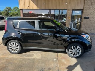 2017 Kia Soul - $9,700