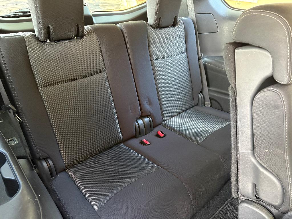 2017 Nissan Pathfinder - $9,900